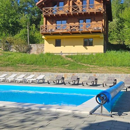 Villa Barvy Karpat Slavske Esterno foto
